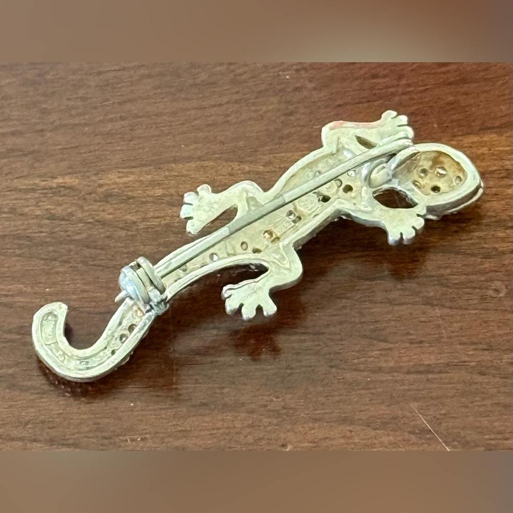 Silver & crystal Gecko lizard brooch - Picture 3 of 4